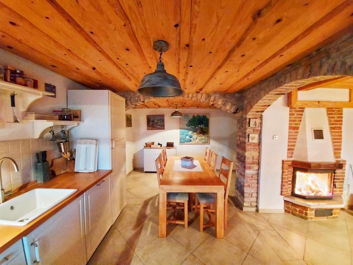 Peter'S Pine Cottage كورينيتسا المظهر الخارجي الصورة