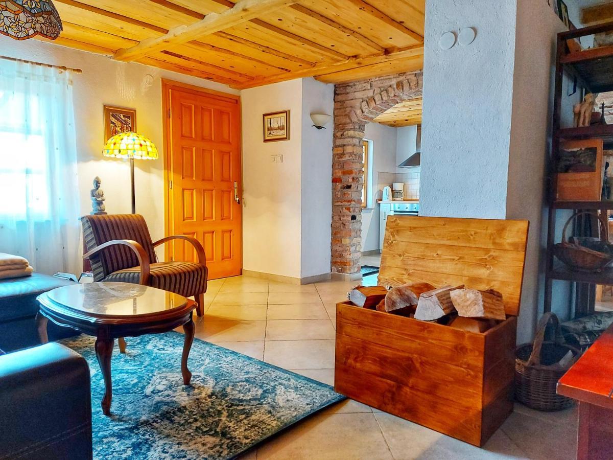 Peter'S Pine Cottage كورينيتسا المظهر الخارجي الصورة