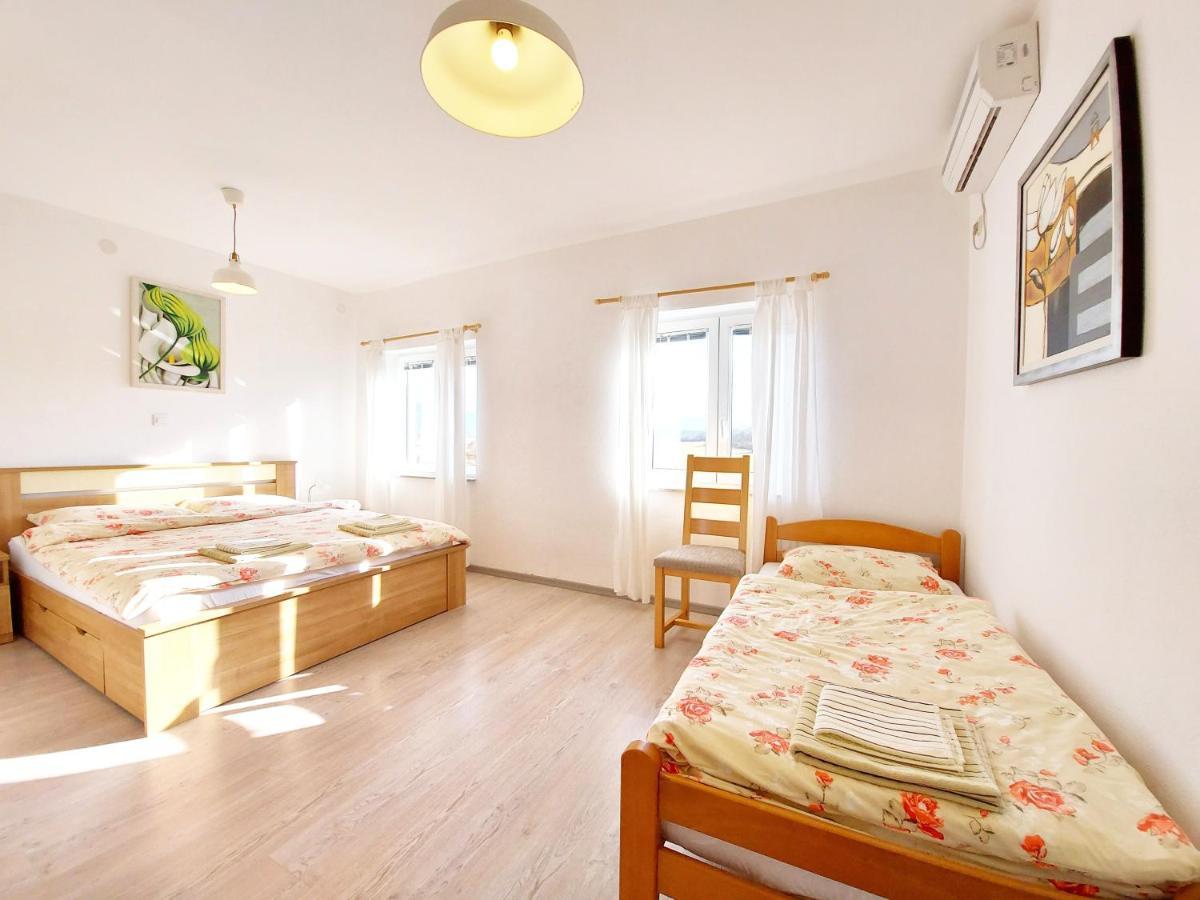 Peter'S Pine Cottage كورينيتسا المظهر الخارجي الصورة