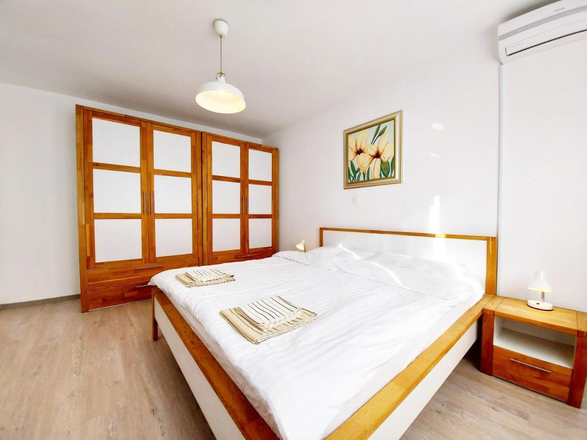 Peter'S Pine Cottage كورينيتسا المظهر الخارجي الصورة