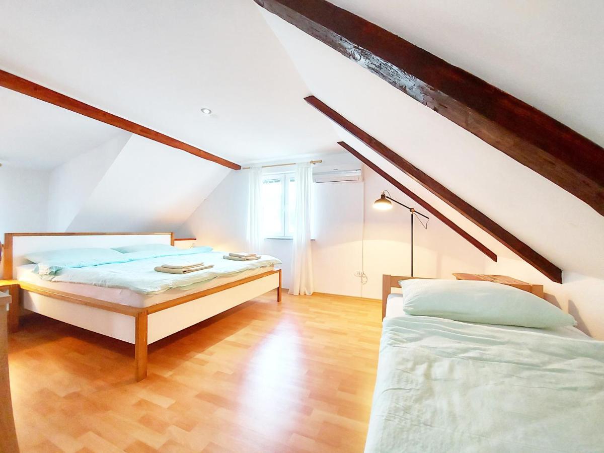 Peter'S Pine Cottage كورينيتسا المظهر الخارجي الصورة