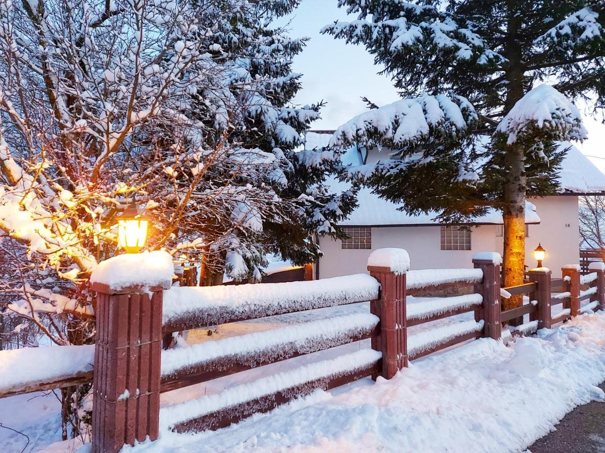 Peter'S Pine Cottage كورينيتسا المظهر الخارجي الصورة